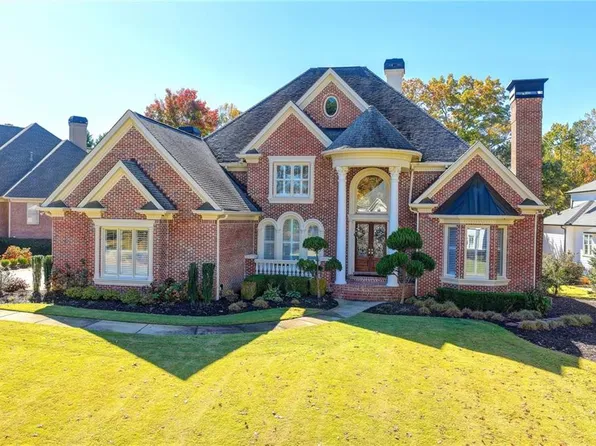 6680 Sunbriar Dr, Cumming, GA 30040