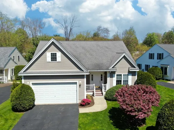 11 Wildwood Dr Unit 11, Southborough, MA 01772