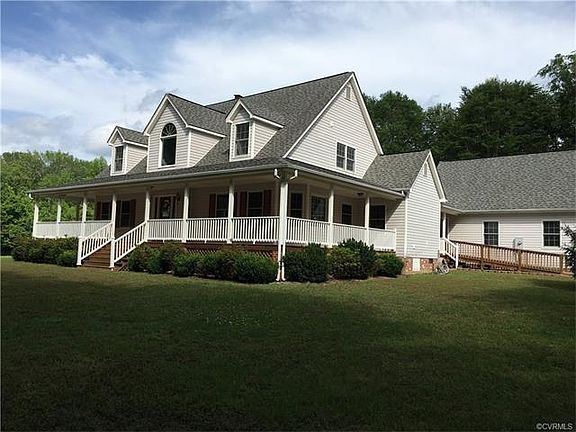 2nd image of 10055 Blackwater Ct