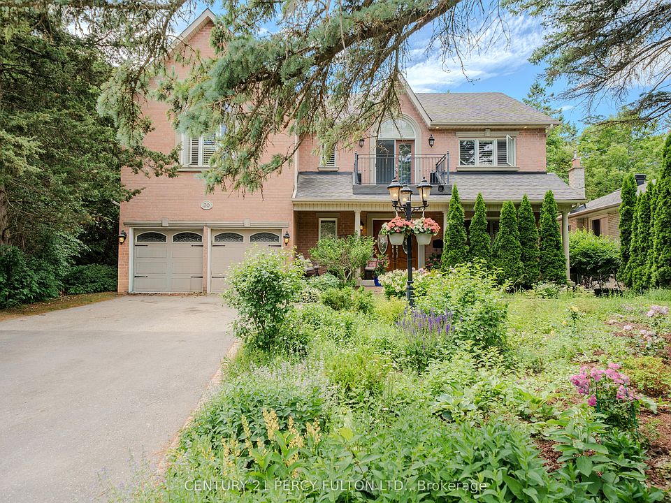 1st image of 30 Willowgate Dr