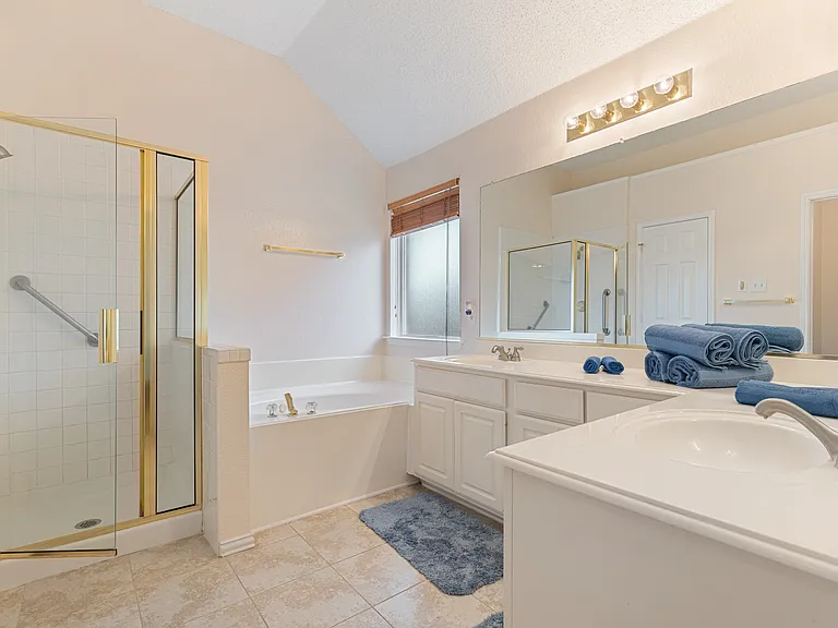 3904 Burnley Dr — Photo 17