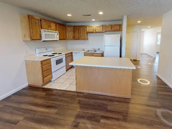 1500 E Parham St, Marion, IL 62959