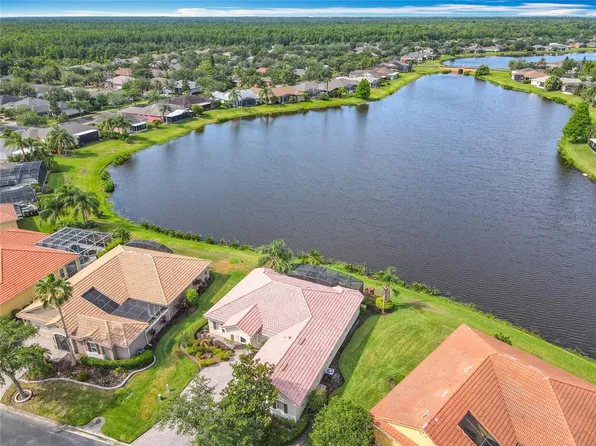 644 Shorehaven Dr, Poinciana, FL 34759