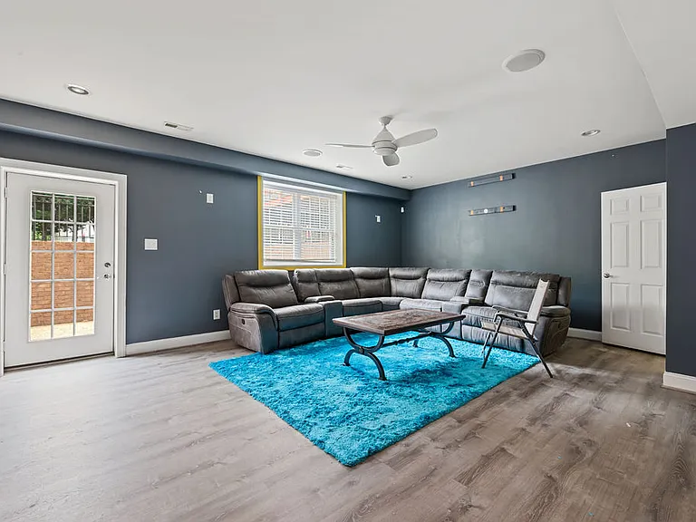 2701 Logan Estates Run — Photo 36