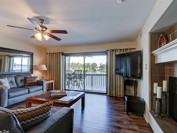 5th image of 200 Hamilton Oaks Dr