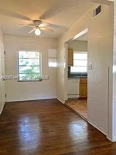 7734 SW 55th Ave #B — Photo 5