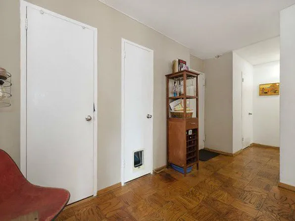 210 E Broadway image 1 of 6