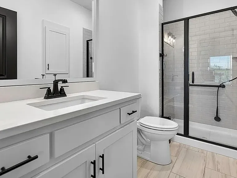 8808 N Clarion Ave — Photo 34