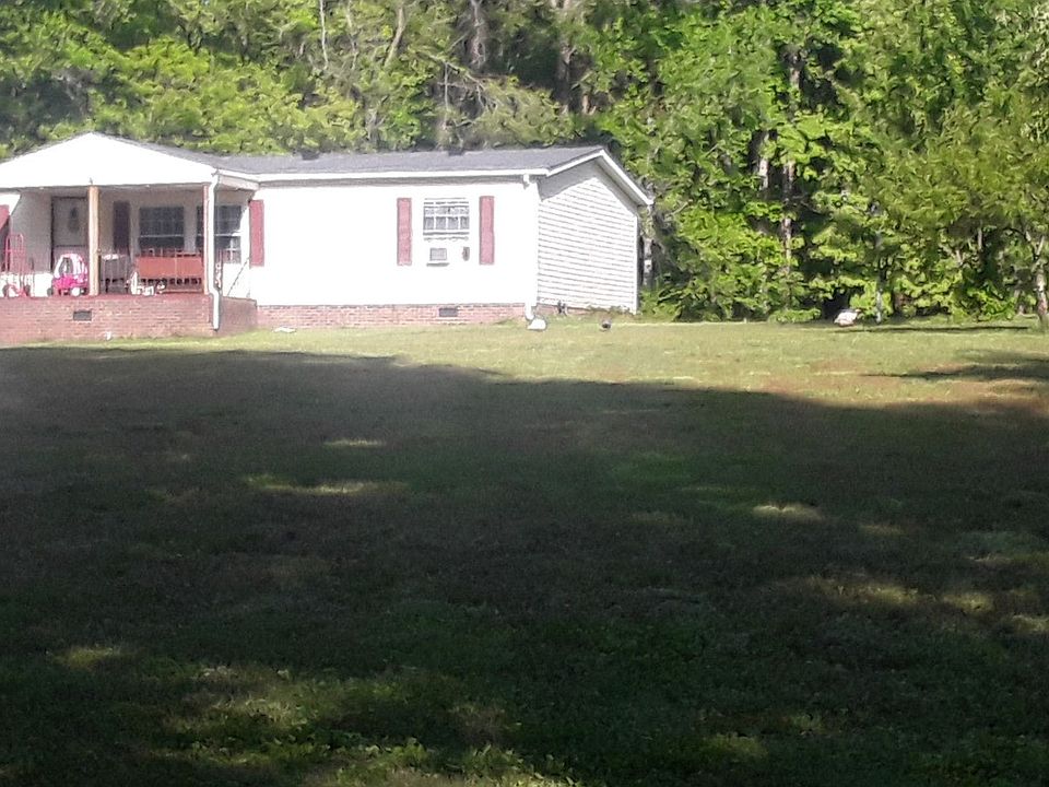 2nd image of 1096 Charles Ln