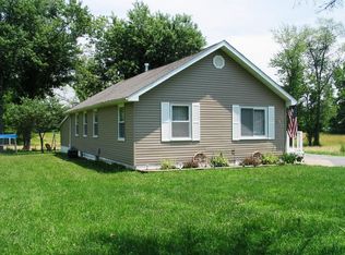 2934 Brownsville Rd, Mount Vernon, IL 62864