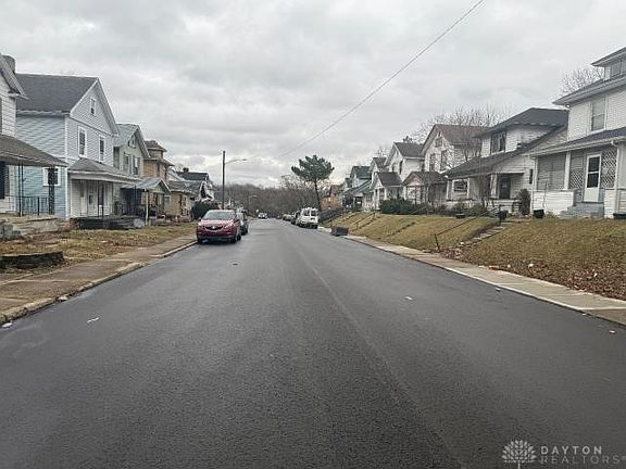 4th image of 117 E Parkwood Dr