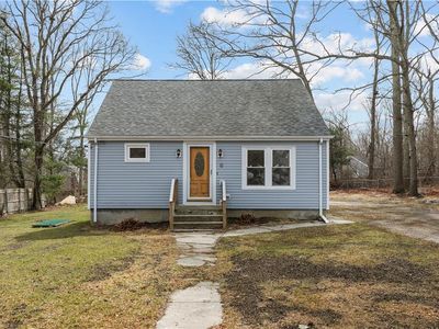 56 Wood Ave, Tiverton, RI, 02878