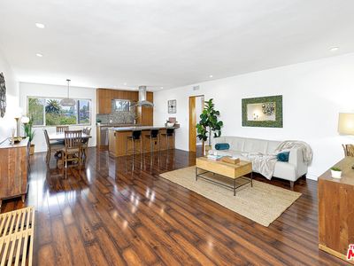 2002 4th St APT 302, Santa Monica, CA, 90405