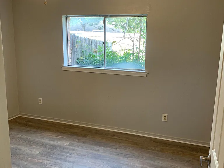 621 Tarryall Dr — Photo 10
