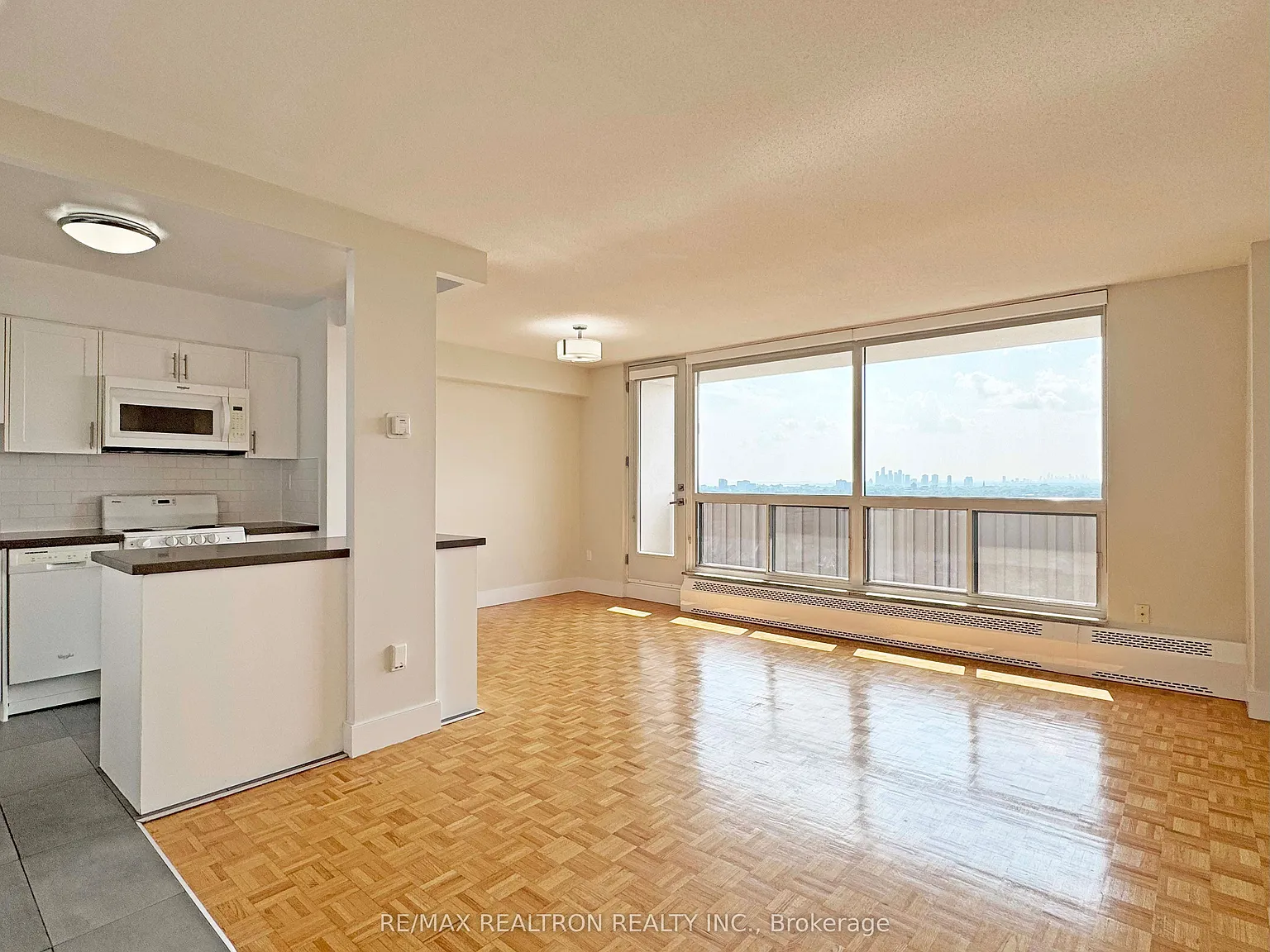 2 bed, $3,295 — Photo 4