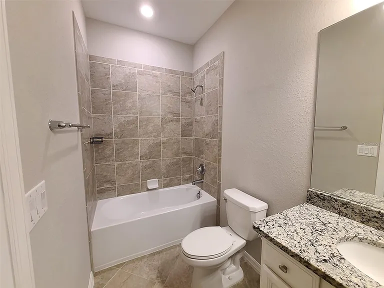 19353 Nearpoint Dr — Photo 11