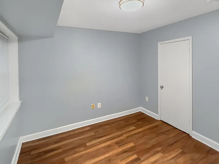 Forrester St SW — Photo 9