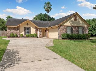 17302 Glenhew Rd, Humble, TX 77396