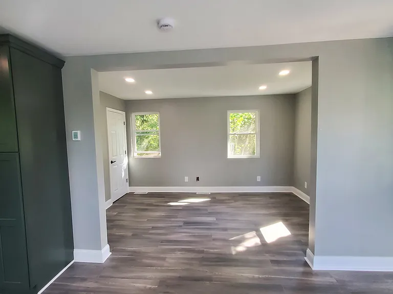 2570 Graffenburg Rd — Photo 7