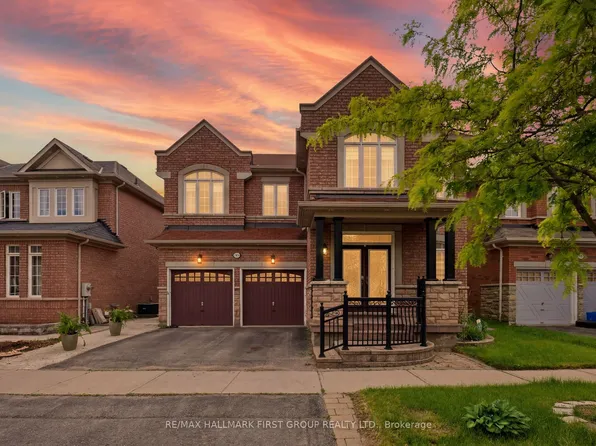 22 Cragg Cres, Ajax, ON L1T 0E4