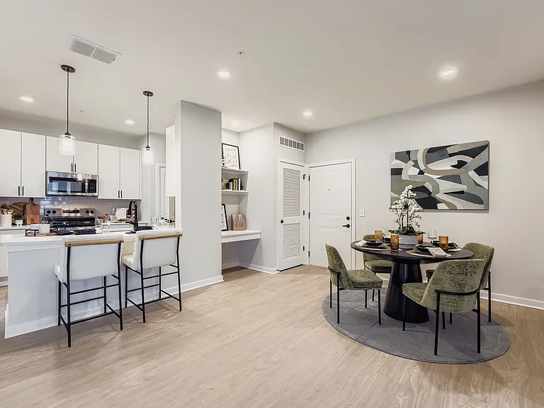 Integra Isles — Photo 4
