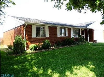 2nd image of 315 Shasta Dr