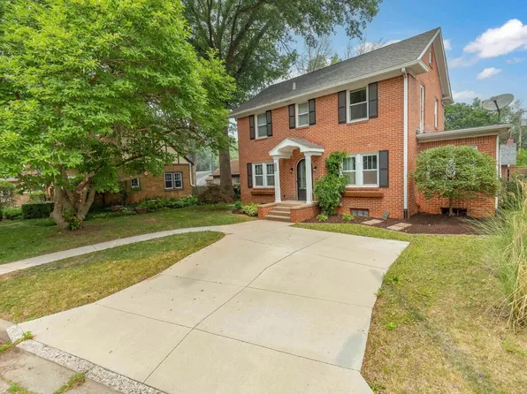 2411 23rd Ave #B, Moline, IL 61265