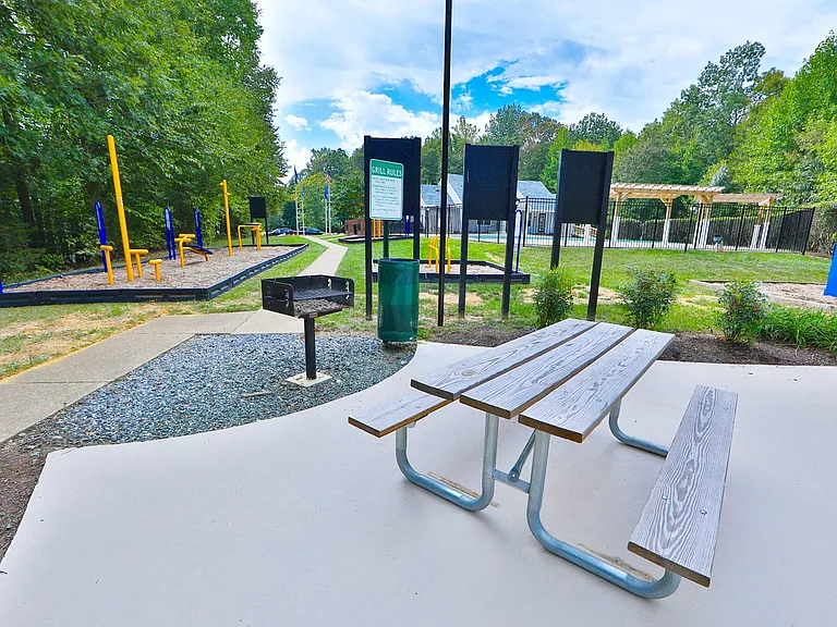 The Pointe at Stafford Apartment Homes — Photo 19