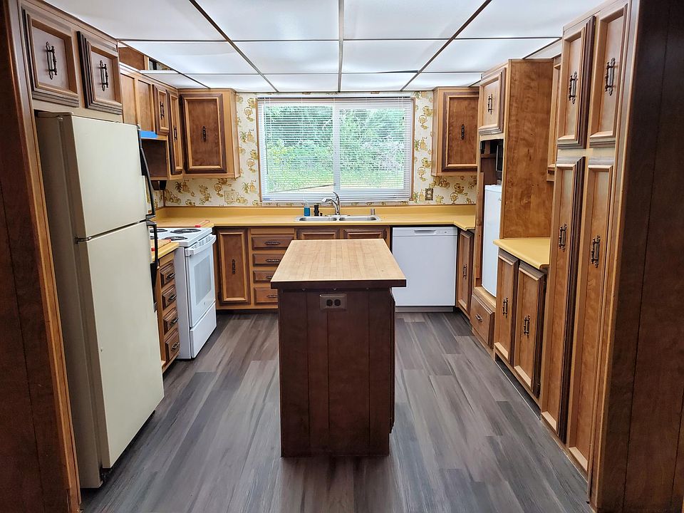 9070 Us Highway 199 SPACE 21, Gasquet, CA 95543 Zillow