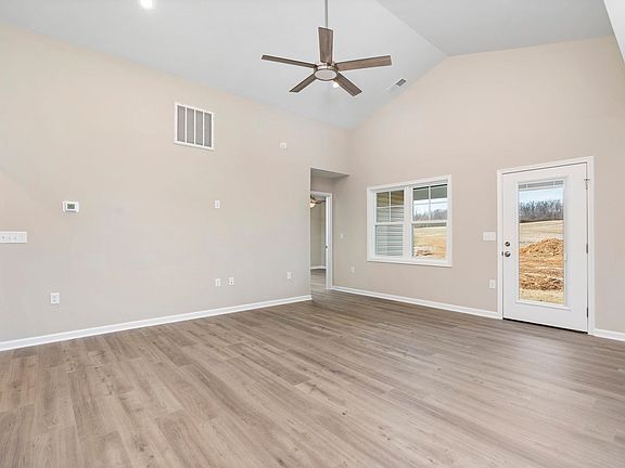 2nd image of 313 Ridge Crest Ter