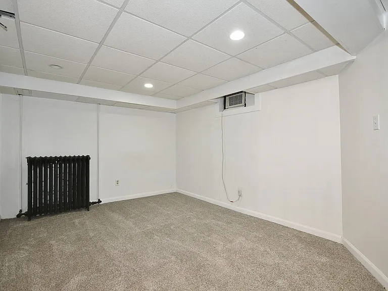 2106 West St #BASEMENT — Photo 5