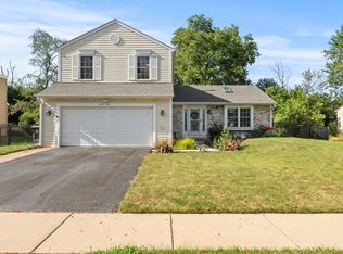 30W180 Huntington Dr, Warrenville, IL