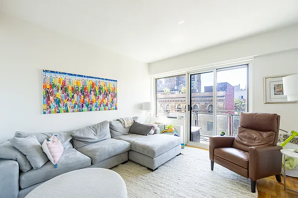 Rented by Aventana | media 7