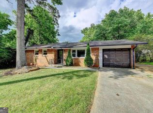 2066 Snapfinger Rd, Decatur, GA 30035