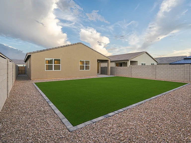 2520 E Grenache Rd — Photo 48