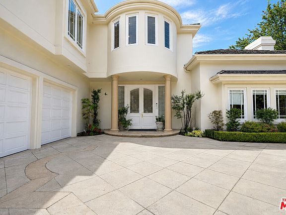 3rd image of 2285 Worthing Ln