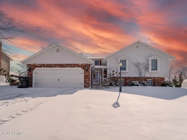 4705 Woods Xing, Jefferson City, MO 65109