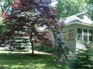 8929 Warren Woods Rd, Lakeside, MI 49116