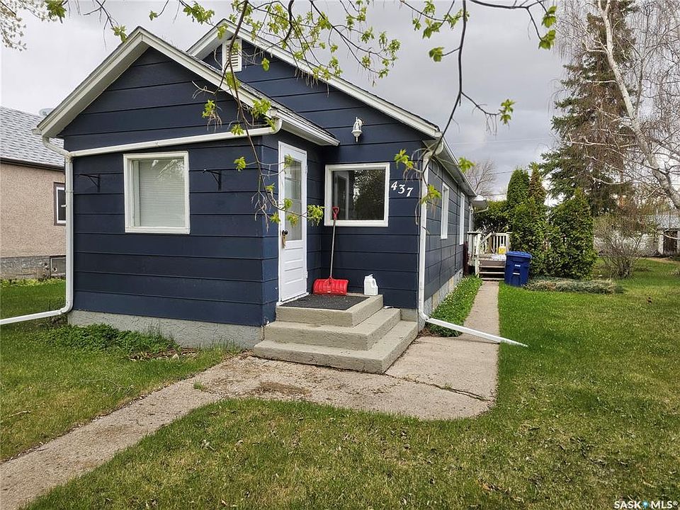 1st image of 437 4th AVENUE E
