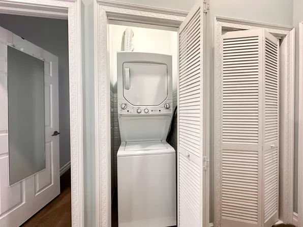 37 Spruce Street image 24 of 25