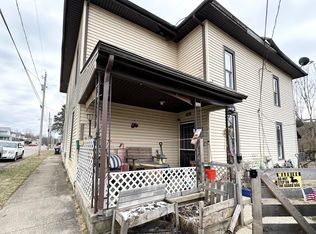 203-205 Lawrence St, Newark, OH 43055