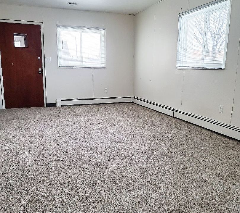 802 Townhomes 802 8th St N Wahpeton, ND Zillow