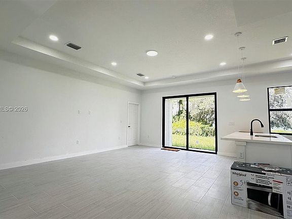 4th image of 2615 68th St W