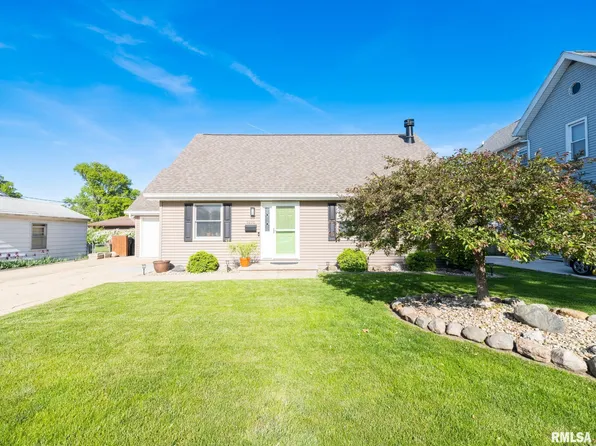 1402 N Capitol St, Pekin, IL 61554