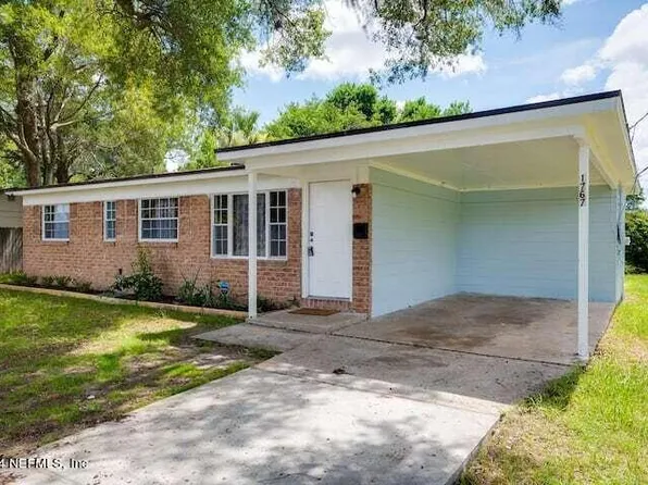1767 MINDANAO Drive, Jacksonville, FL 32246
