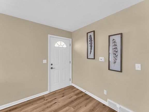 4th image of 2801 West High STREET