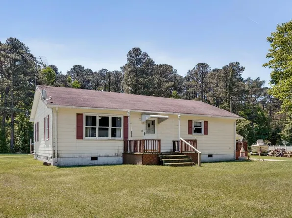 18519 Big Rd, Parksley, VA 23421