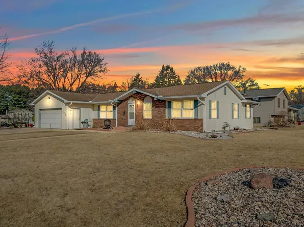 202 12th Avenue, Baraboo, WI 53913