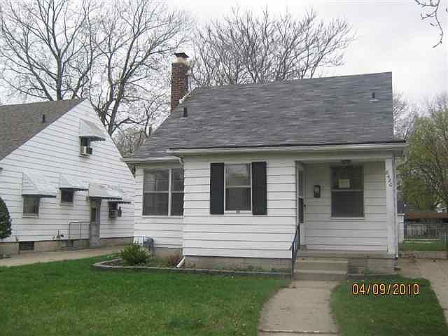 1st image of 8420 Kenwood St