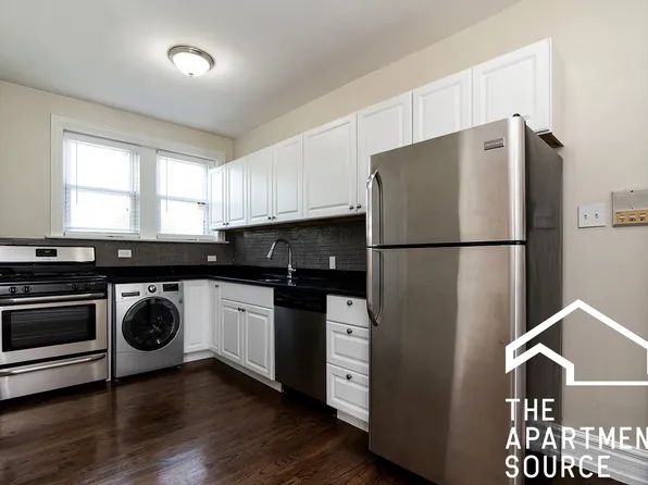 3819.5 N Greenview Ave #1E, Chicago, IL 60613